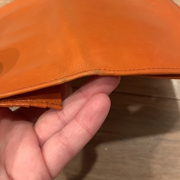 Hobo International wallet – Orange - Picture 8 of 16